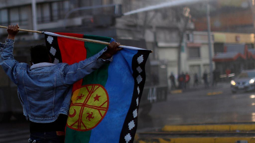 manifestaciones, lanzagua, mapuche, 1024x576 jpg ok
