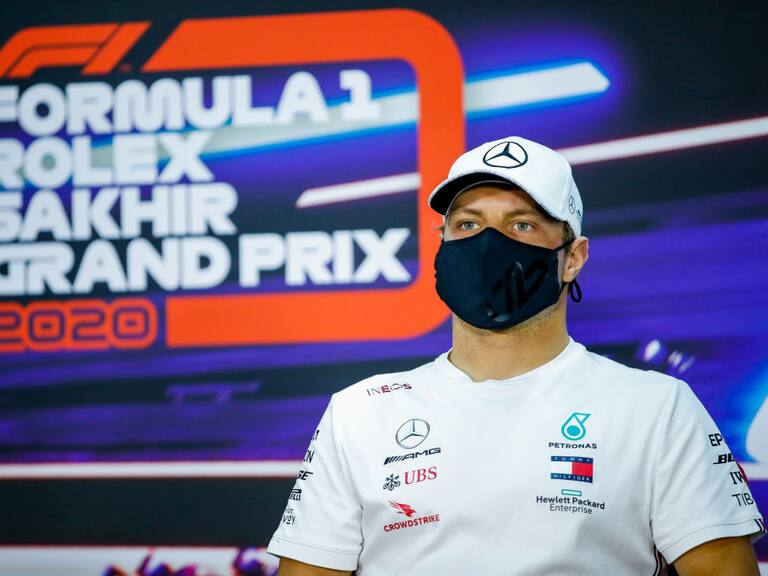 Valtteri Bottas no pudo ante George Russell que fue el más rápido en las prácticas del GP de Sakhir