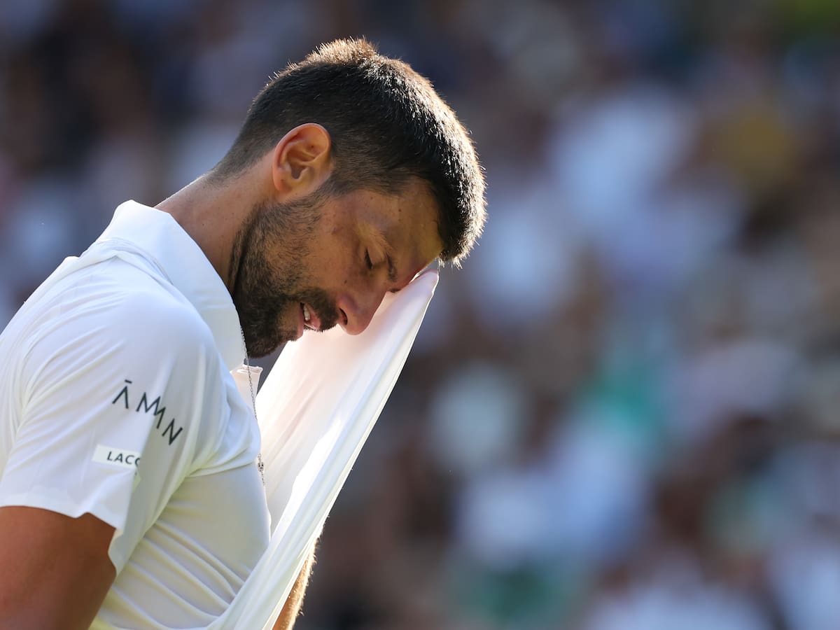 ¿Habrá sido su última oportunidad? Sinner elimina a Djokovic en Wimbledon y le impide seguir en carrera por su Grand Slam 25