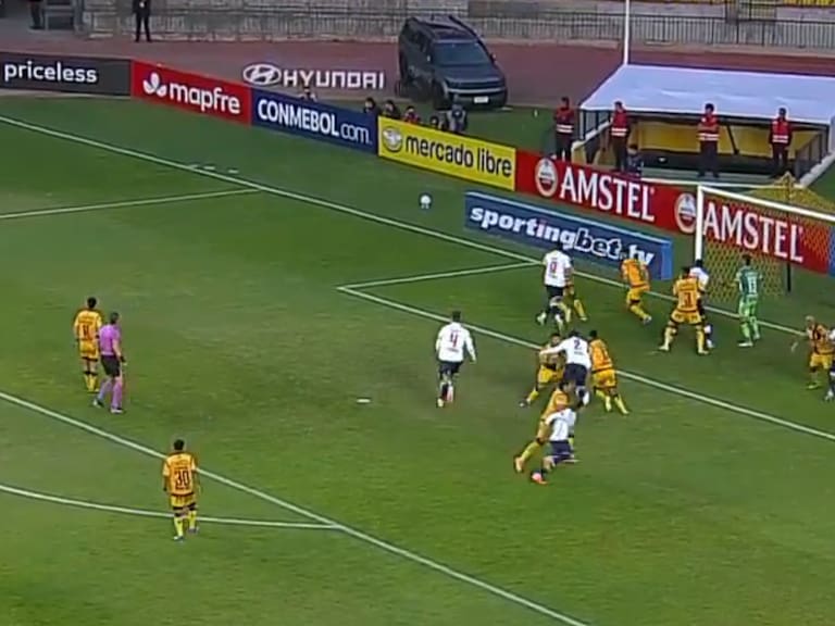 Un campeón de América silenció al ‘Pirata’ en Copa Libertadores: ¡cabezazo impecable!