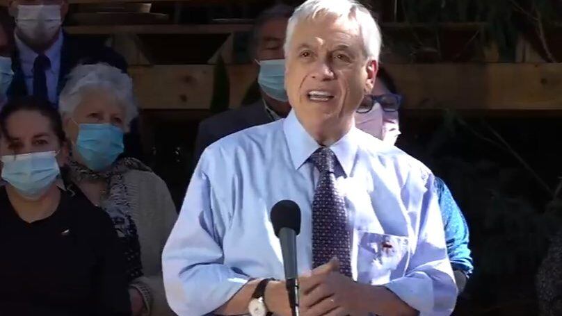 Presidente Piñera  accedió a extender el IFE Universal