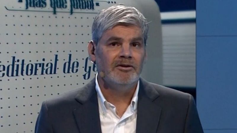 Juan Cristóbal Guarello sufre portonazo a la salida de Chilevisión