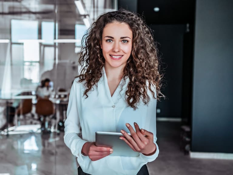 Mujeres empresarias: Participación femenina en la creación de nuevas pymes subió 140% en seis años