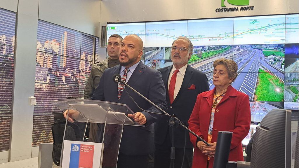 Las autoridades presentando el Plan de Seguridad. / ADN.cl