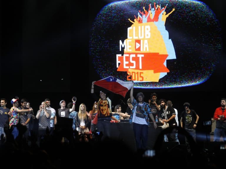 Tras desaparecer por años: Famosa youtuber chilena regresa con icónico tutorial en redes sociales