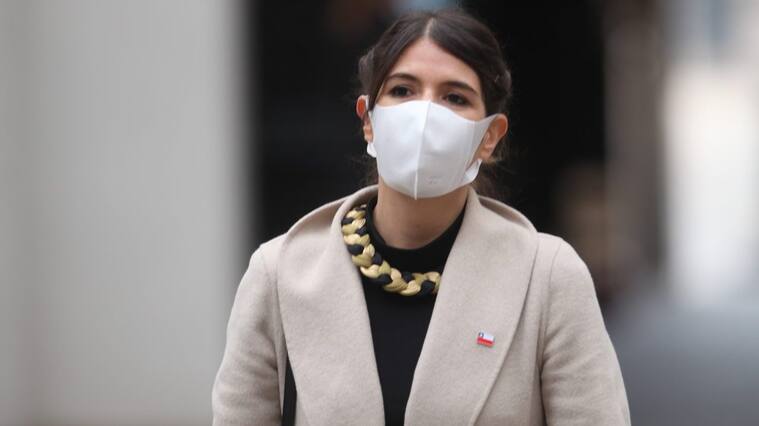 20 de Mayo de 2020/SANTIAGO
Subsecretaria de Prevención del Delito, Katherine Martorell llegando al Palacio de la Moneda para realizar un punto de prensa, donde se informarán sobre resultados operativos de Carabineros de chile durante la ultima semana durante la pandemia por Covid-19, Santiago.
FOTO: AILEN DIAZ/AGENCIAUNO