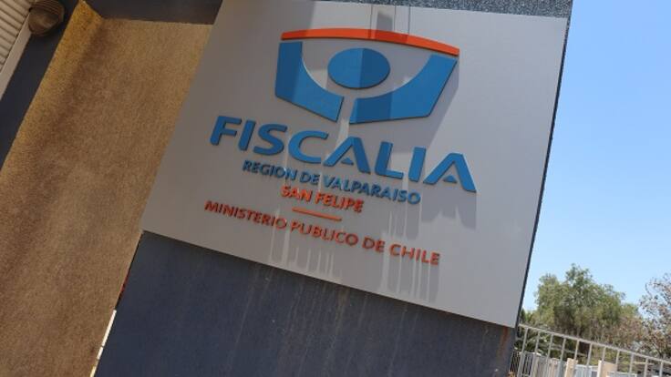 Dos sujetos atacan a fiscal subrogante en San Felipe