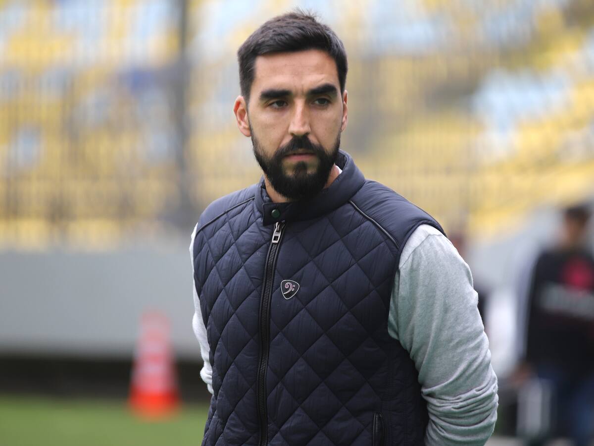 Tras su salida de Everton: Francisco Meneghini sorprende y asume como DT de club de la Primera División de Argentina