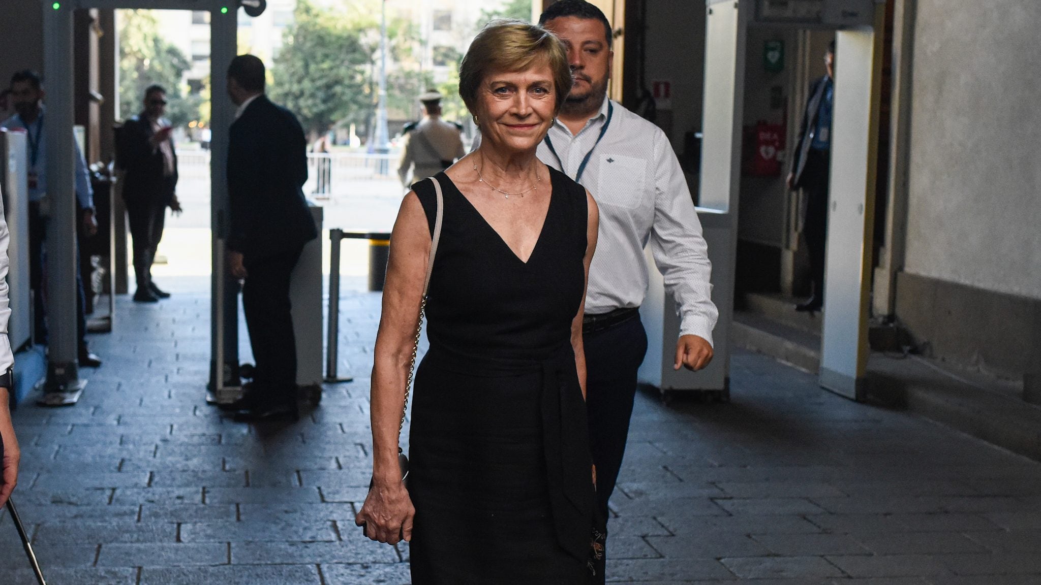 14 de Marzo del 2023 / SANTIAGOLa alcaldesa de Providencia Evelyn Matthei ingresa al Palacio de La Moneda.
FOTO: OSCAR GUERRA / AGENCIAUNO