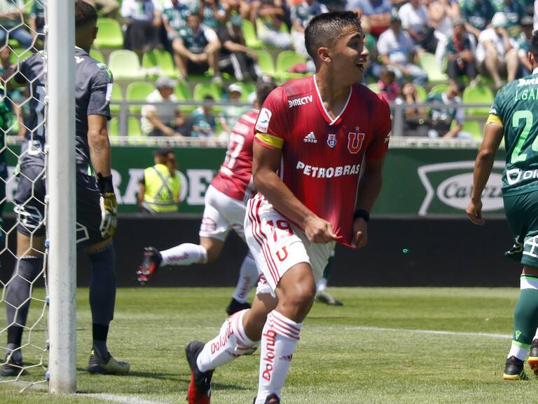 Nicolás Guerra y eventual amarilla por abrazarse en un gol: Prohibir algo tan lindo llega a ser excesivo
