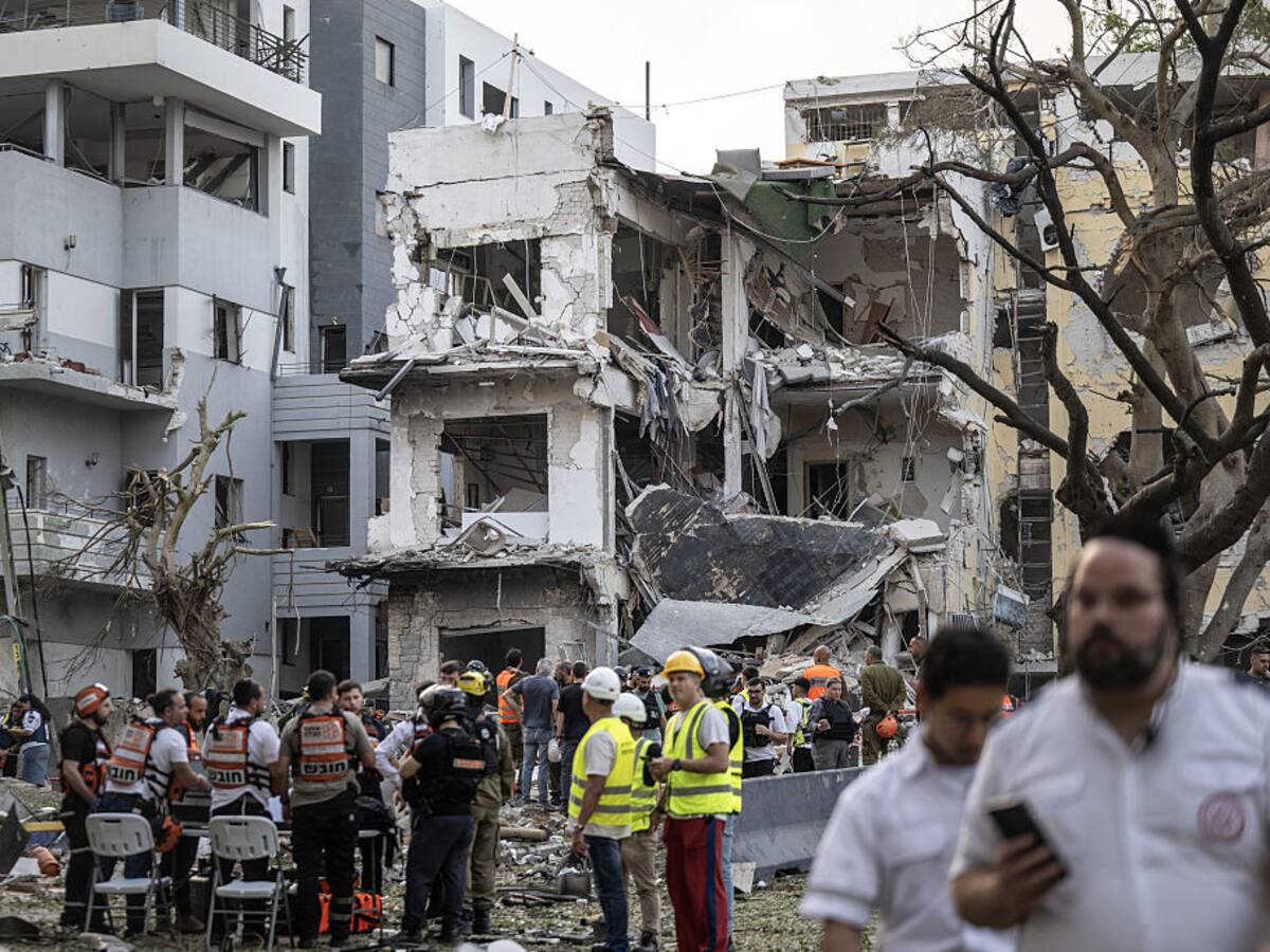 Irán lanza nueva oleada de misiles contra Israel: ataque deja ocho muertos