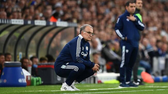 Marcelo Bielsa respondió críticas al estilo del Leeds United: "Cambiar sería olvidar el reconocimiento por jugar de un modo"