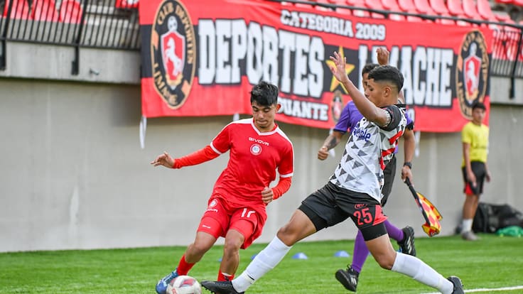 De las inferiores de Unión La Calera a Europa: delantero chileno de 18 años es contratado por club italiano