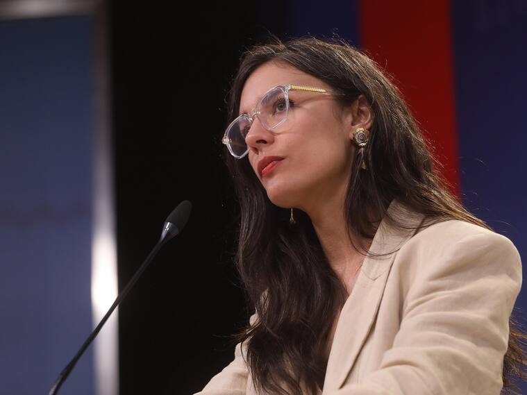 Ministra Vallejo por proyecto que restituye rol de Primera Dama: “nuestras prioridades son otras”
