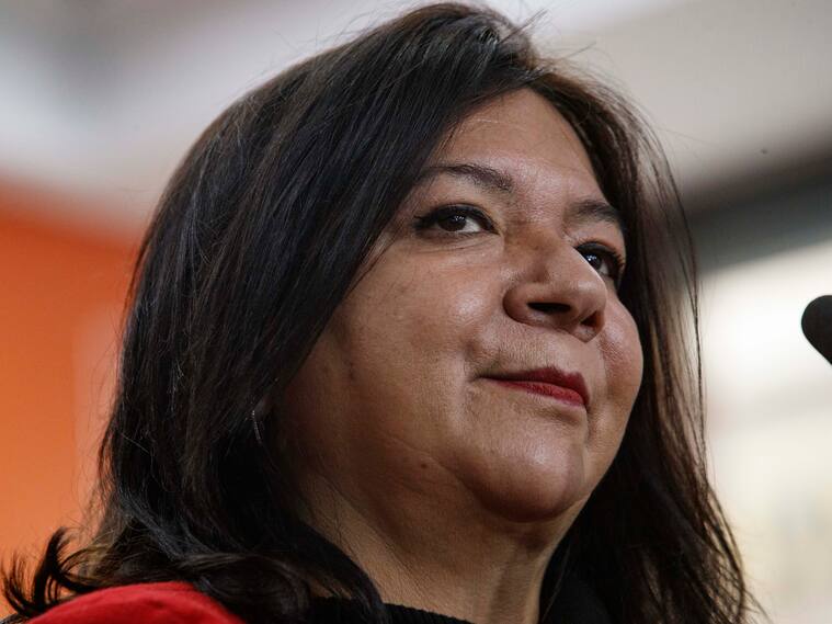 Agencia UNO | La alcaldesa de La Pintana, Claudia Pizarro
