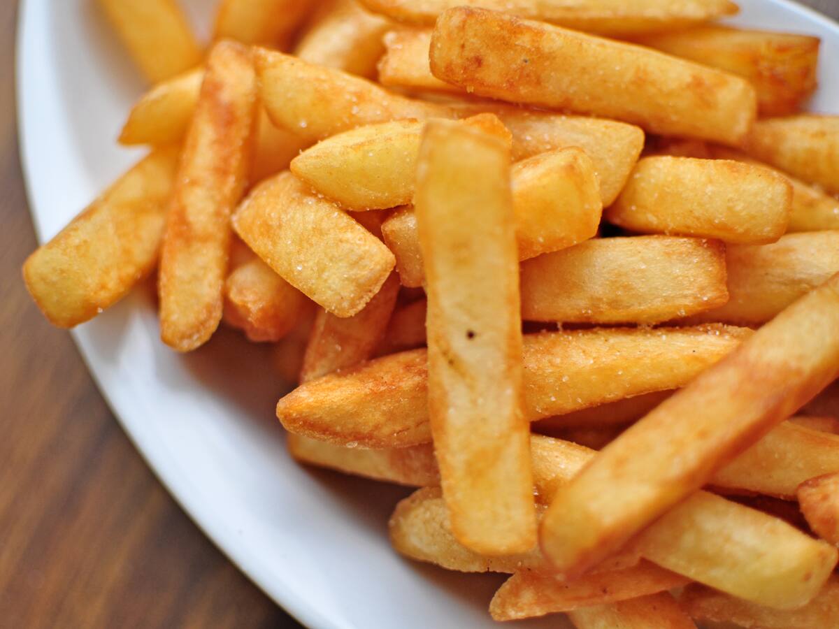 Este es el truco para cocinar unas papas fritas perfectas, como en los mejores restaurantes