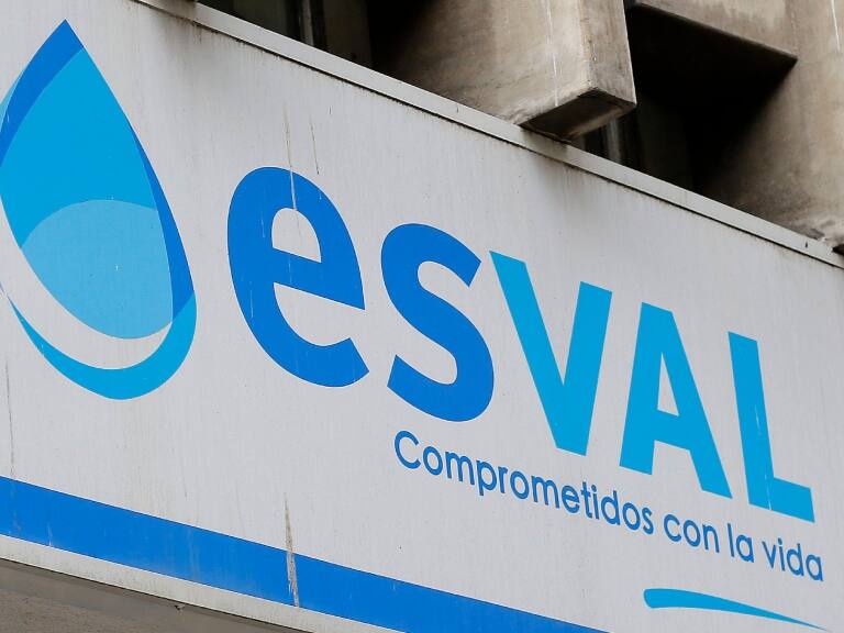 Sernac presenta demanda colectiva contra Esval por no indemnizar cortes de agua
