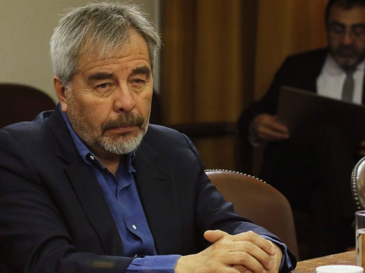 Diputado Ascencio pidió sumario para investigar el cumplimiento de protocolos durante el funeral de Bernardino Piñera