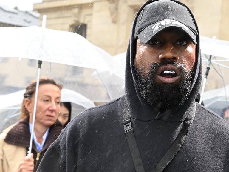 Kanye West vuelve a Instagram y asegura que perdió 2.000 millones de dólares en un día