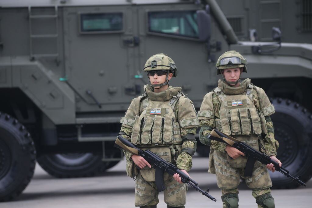 Unidad especial armada de Rusia en una muestra en los alrededores de Moscú