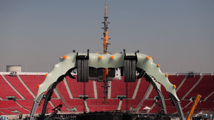 ¿Por qué U2 sí pudo tocar y BTS no? El histórico concierto en Chile que volvió al centro de la polémica por el Estadio Nacional