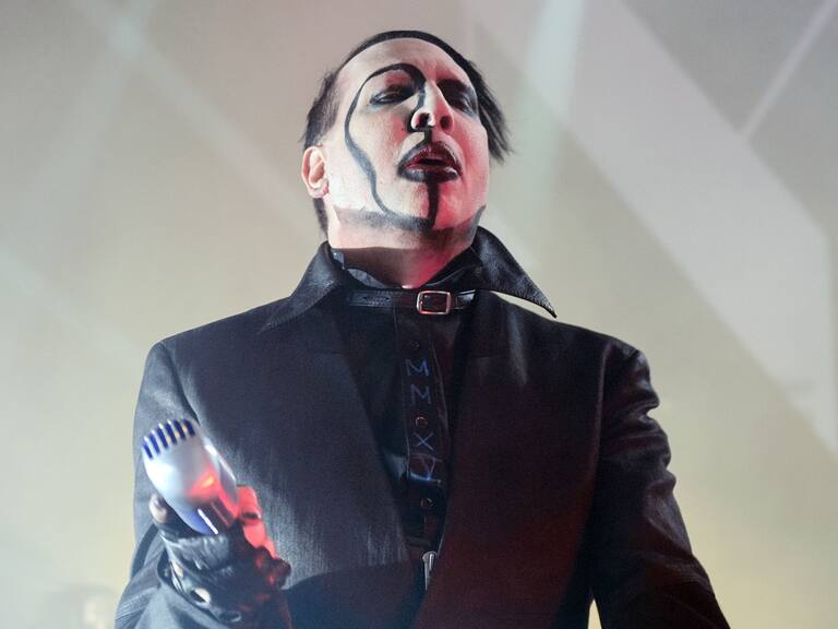 Marilyn Manson reveló que se negó a tomar analgésicos tras romperse una pierna debido a sus adicciones en el pasado