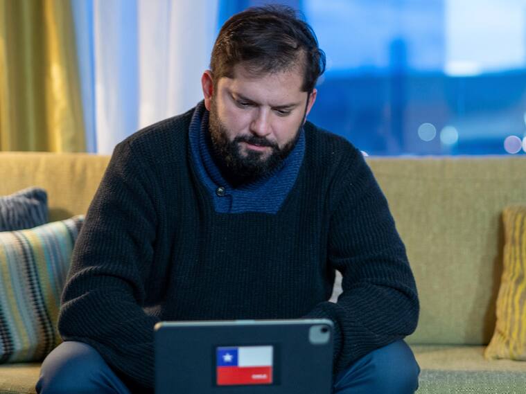 “Seguimos monitoreando minuto a minuto”: Presidente Boric mantiene contacto con autoridades ante sistema frontal