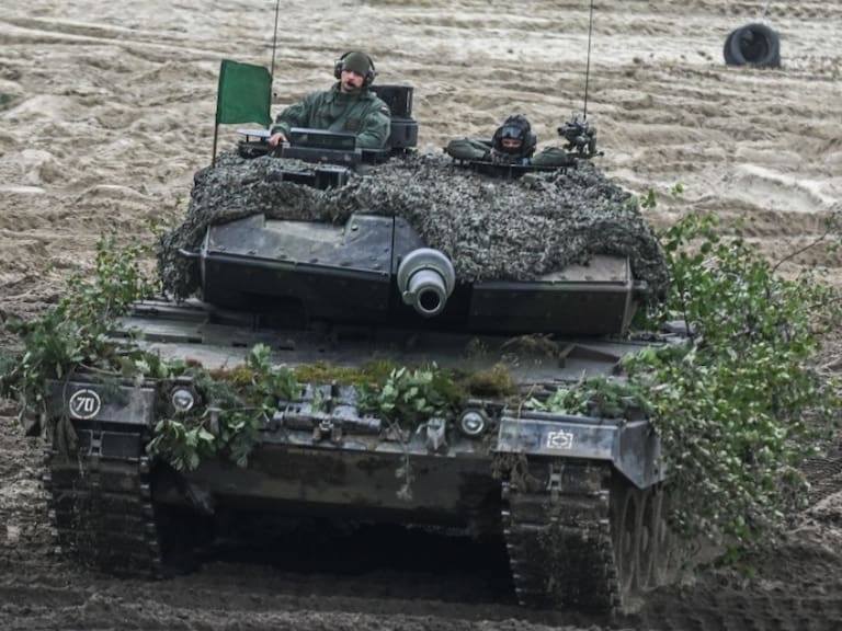 Rusia califica como «extremadamente peligrosa» la decisión de Alemania de enviar tanques Leopard a Ucrania