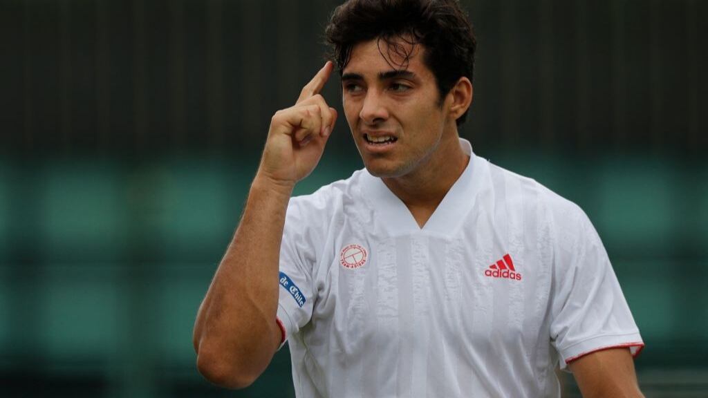 Cristian Garin aprovecha la baja de Berrettini y vence a Elías Ymer para avanzar a segunda ronda de Wimbledon