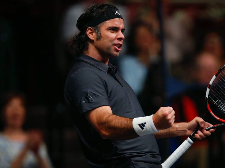 Hoy se rematará la raqueta de Fernando González por la campaña «El tenis ayuda al tenis»