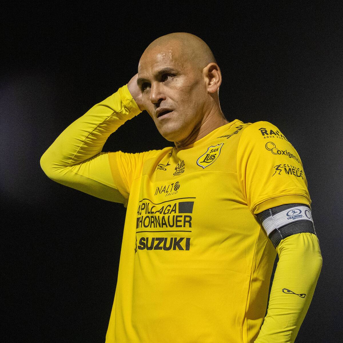¡No se rinde! El potente mensaje de Humberto Suazo tras compleja lesión que lo alejó de las canchas