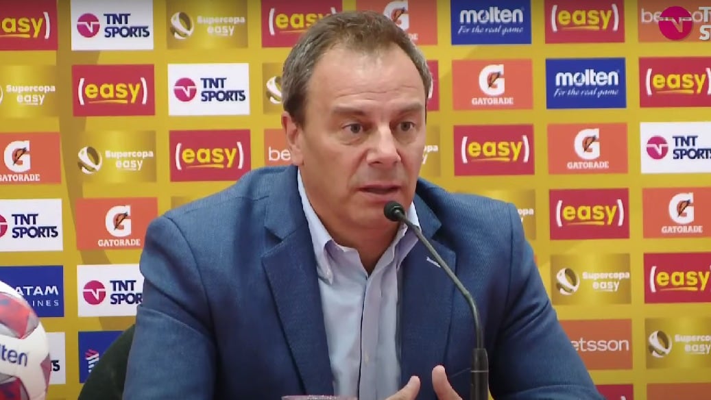 Cristián Ogalde pide a dueños de clubes que dejen un "patrimonio para el fútbol chileno"