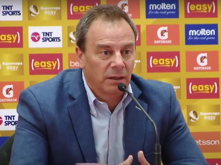 Cristián Ogalde pide a dueños de clubes que dejen un "patrimonio para el fútbol chileno"