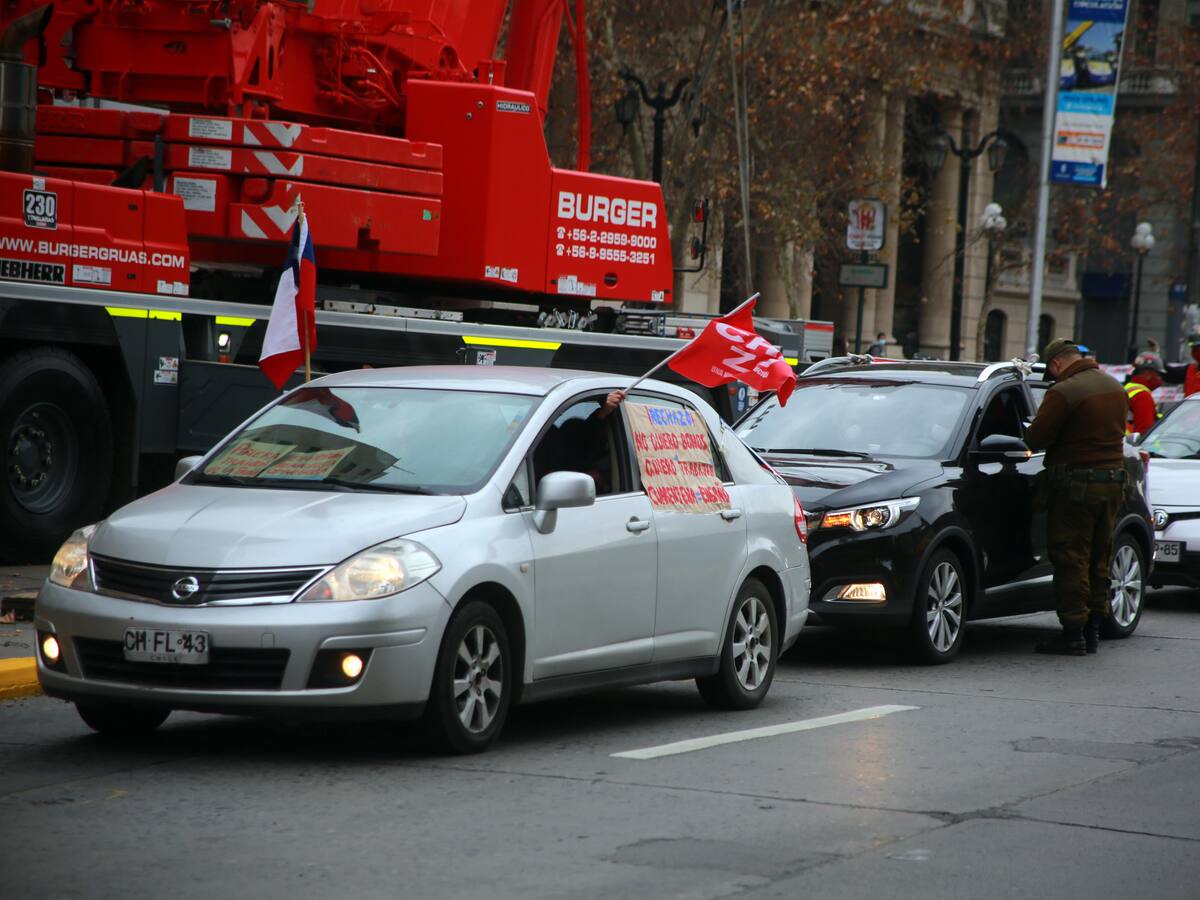 Carabineros aseguró que hubo fiscalización de caravana de partidarios del Rechazo