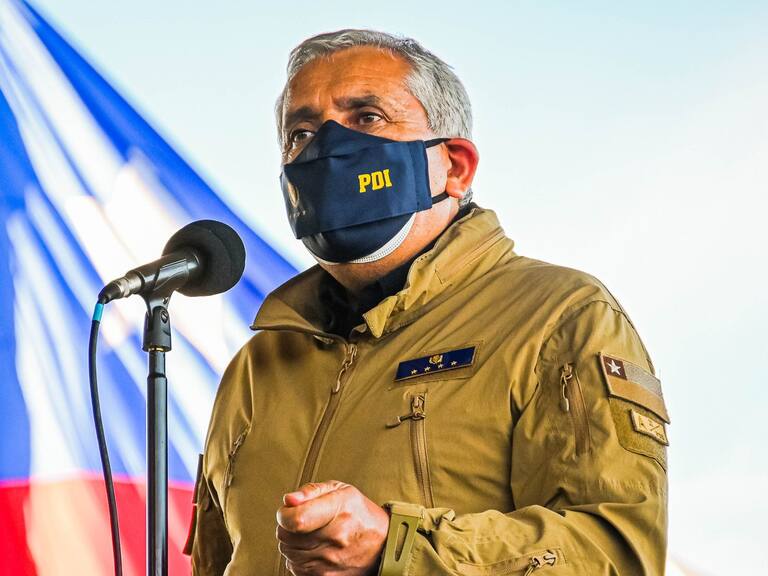 Juzgado de Garantía de Santiago decretó prisión preventiva contra el exdirector de la PDI, Héctor Espinosa