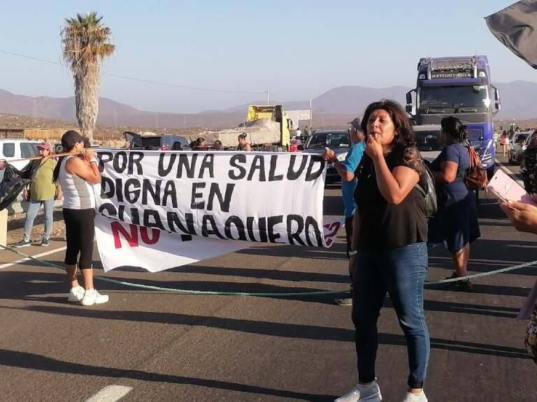 Protestas en Guanaqueros provoca taco kilométrico en la Ruta 5