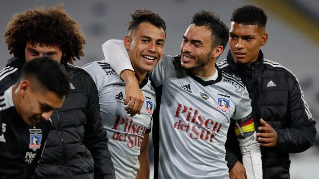 6 de Junio del 2021/SANTIAGOIvan Morales(c) anota y celebra su primer gol y el 1 a 0 de Colo Colo ,durante el partido valido por la décima fecha del Campeonato Nacional AFP PlanVital 2021, entre Colo Colo vs Deportes La Serena, disputado en el Estadio Monumental.
FOTO:FRANCISCO LONGA/AGENCIAUNO