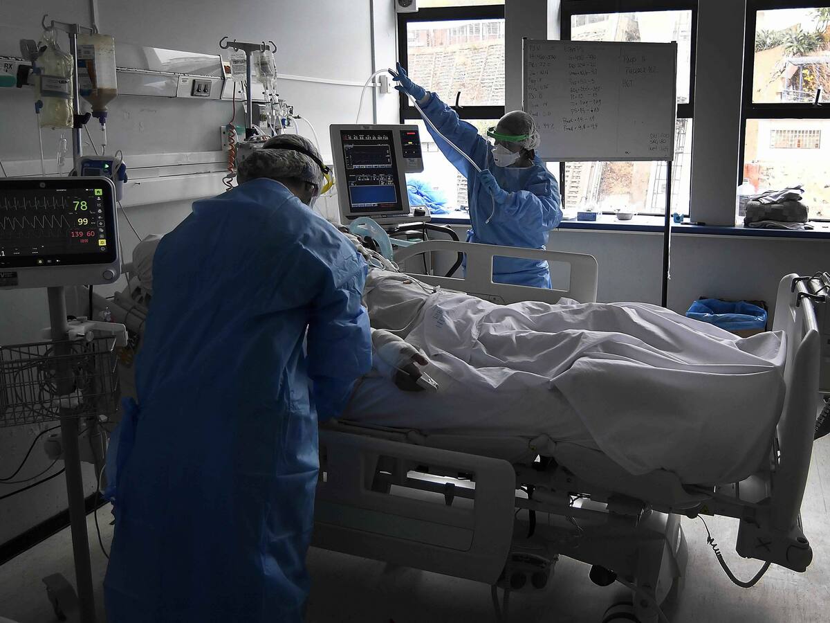 Estudio alertó que un tercio de los trabajadores de la salud en Chile tienen síntomas depresivos de carácter moderado a grave
