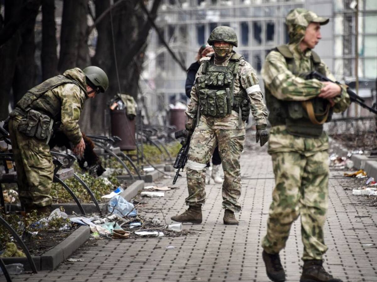 Rusia asegura que mercenarios israelíes combaten junto al neonazi Batallón de Azov en Ucrania