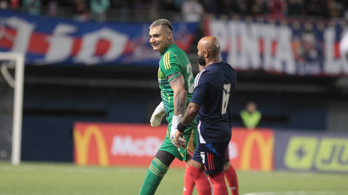 Cristóbal Campos vuelve a jugar en partido a beneficio por su proceso de recuperación