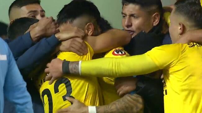 San Luis de Quillota remonta ante Cobreloa para ser el líder de la Primera B