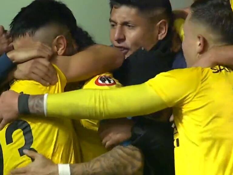 San Luis de Quillota remonta ante Cobreloa para ser el líder de la Primera B