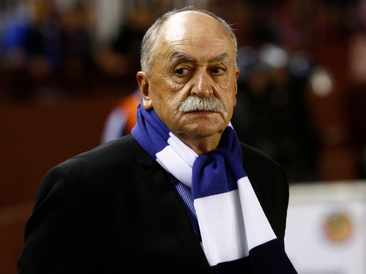 Conmoción en el fútbol: fallece el ex DT de la selección chilena, Xabier Azkargorta
