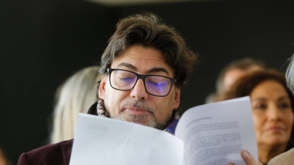 Alcalde Jadue anuncia querellas contra La Tercera, editor y periodista por investigación de compra de insumos sanitarios