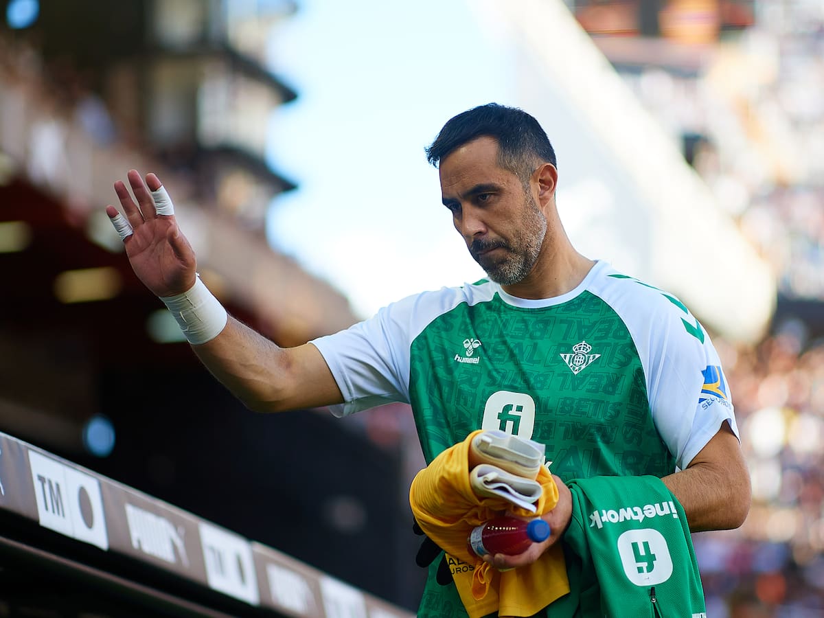 “Un bético más de corazón”: las sentidas palabras de Claudio Bravo en su adiós al Real Betis