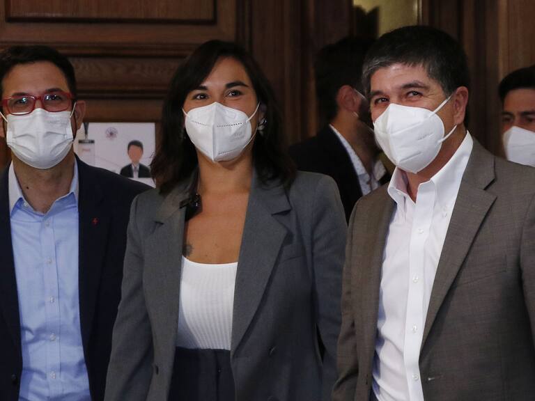 Ministra Siches reaparece ante los medios tras polémicos dichos: destacó necesidad de «salir de la política pequeña»