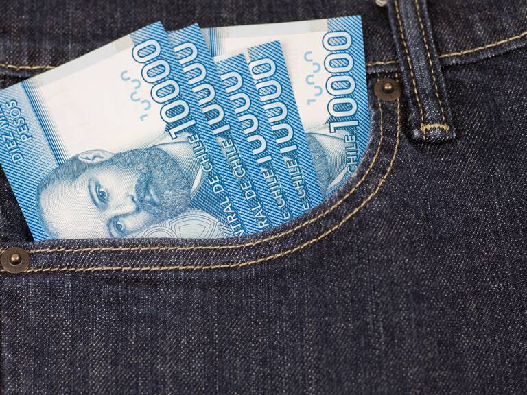 Si tienes un hijo estudiando podrías cobrar casi $80 mil pesos por un bono, siempre que se cumplan estos requisitos