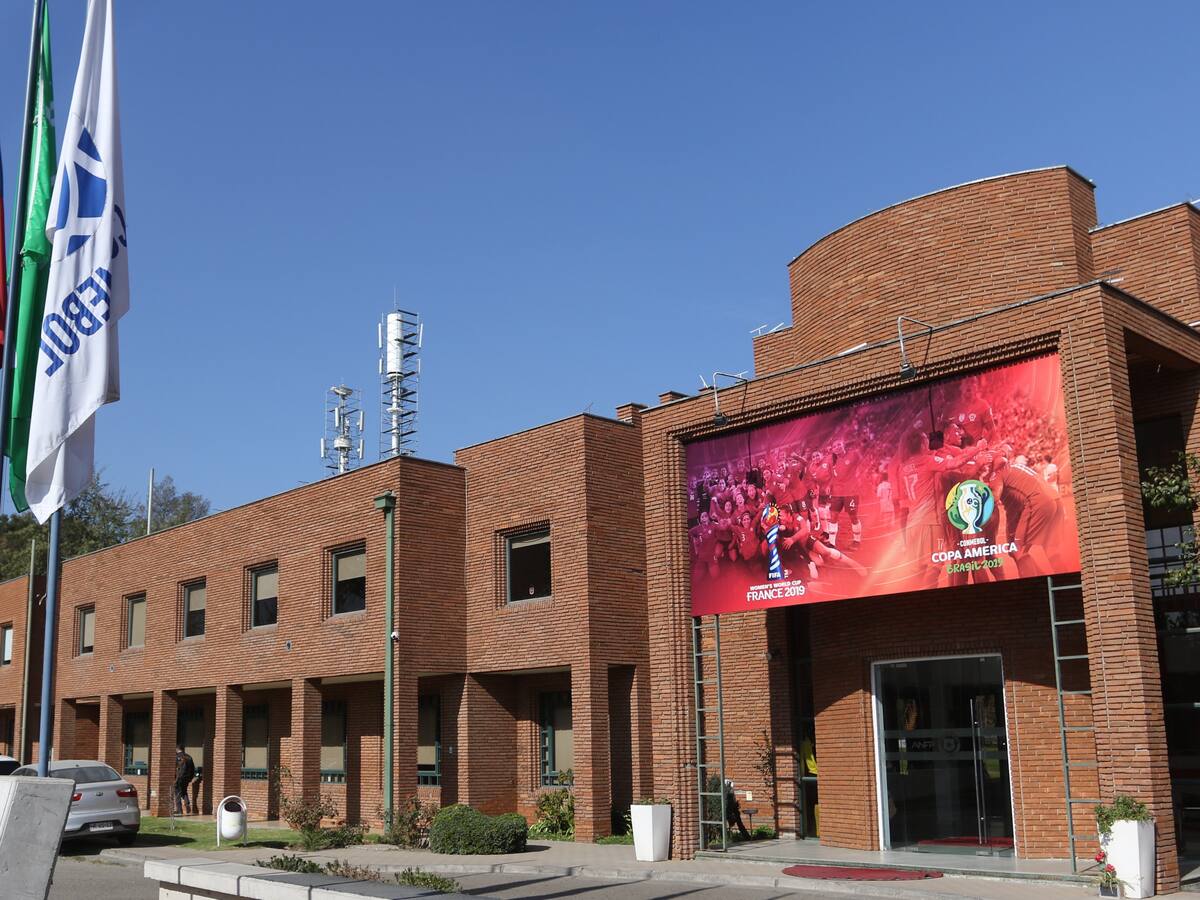 Fútbol chileno espera volver ante el anuncio de «nueva normalidad»