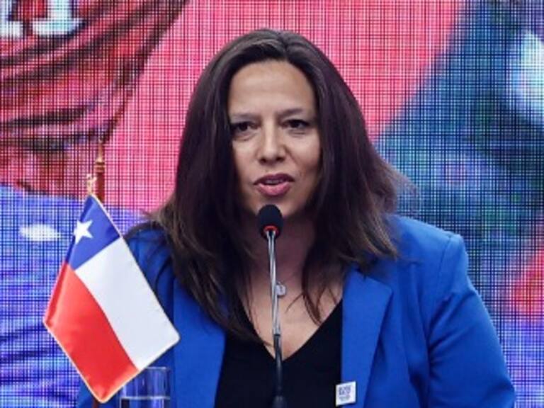 Ministra Benado y los "arengazos" en la previa del Superclásico: "Ojalá sean positivos, que no afecte la integridad de los jugadores"