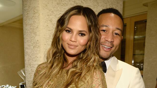Chrissy Teigen y John Legend